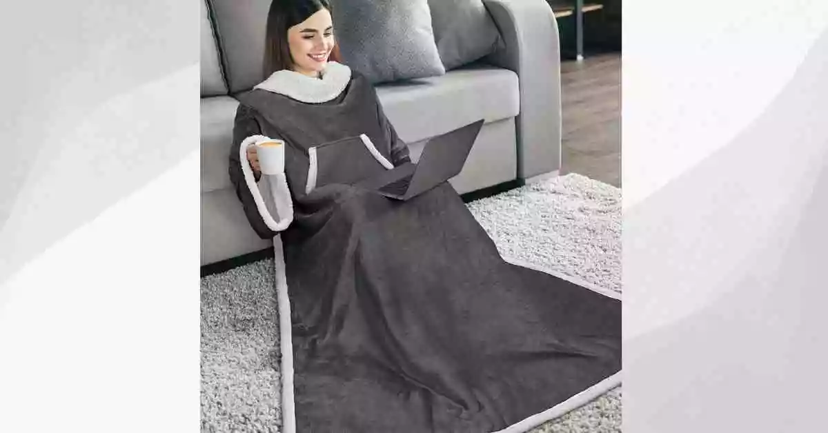 PAVILIA Premium Sherpa Fleece Blanket Best Blankets For Living Room